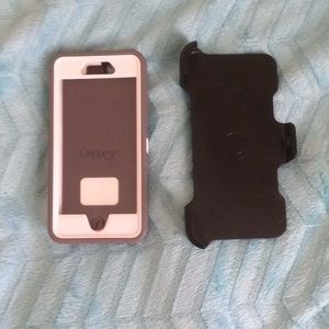 iPhone 6s otter box defender case